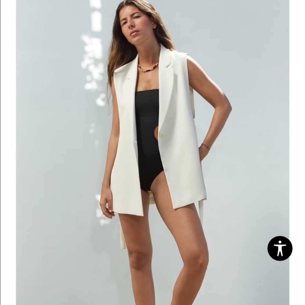 Zara White Vest with Slits XS